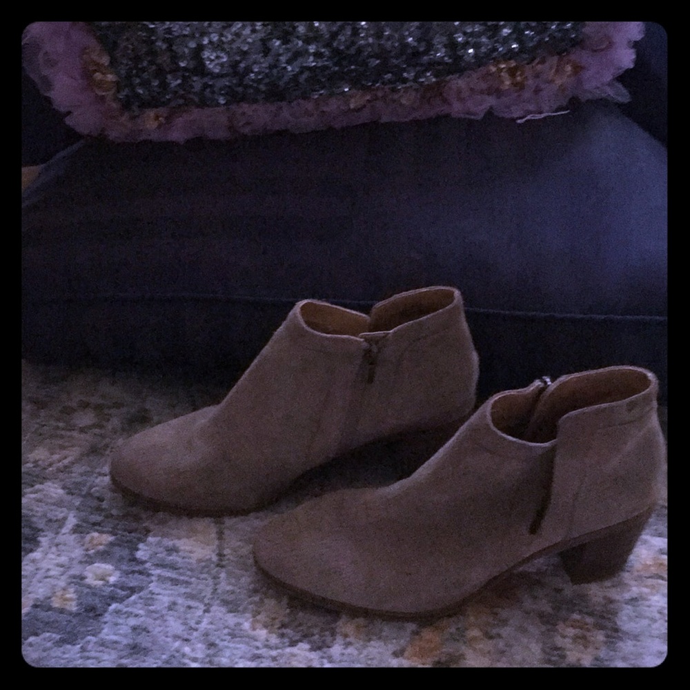 Lucky Brand Suede Ankle Boots Size 11M